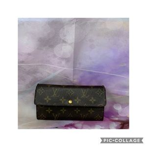 Authentic Louis Vuitton Monogram wallet